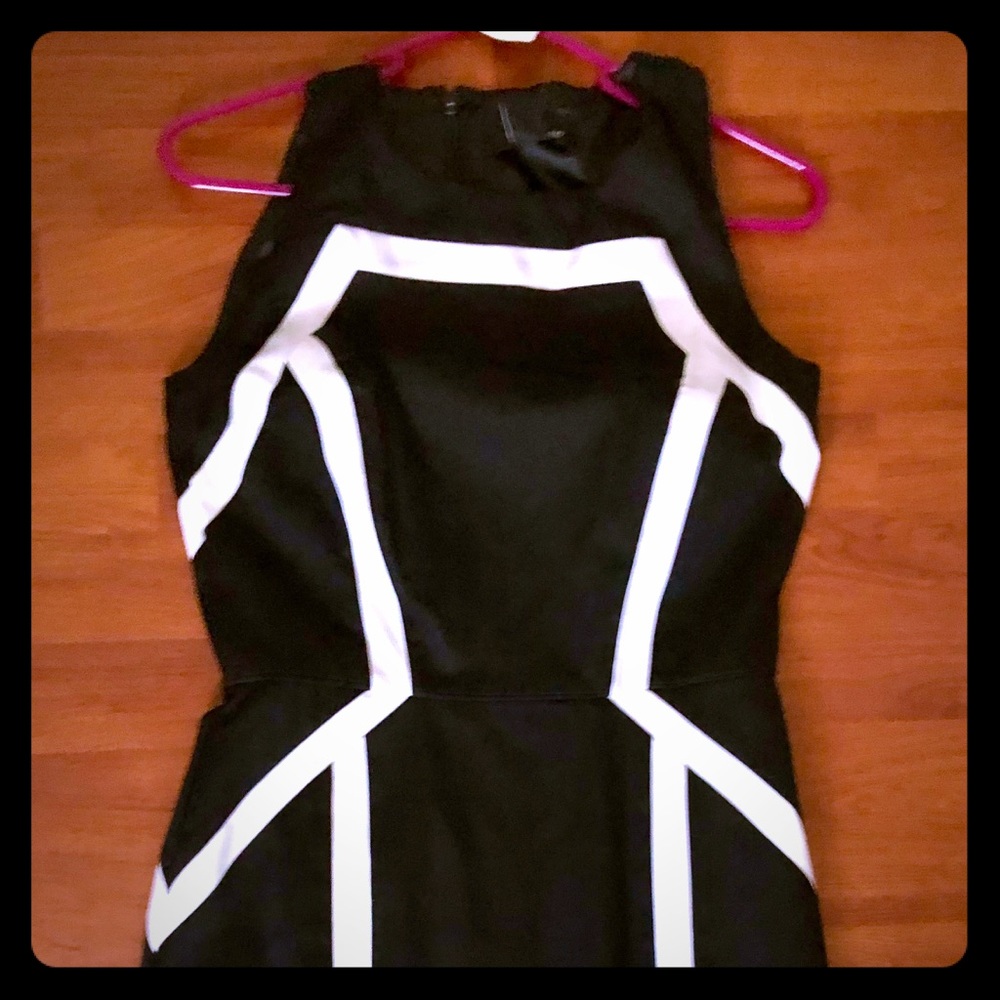 New White House Black Market black and white dress